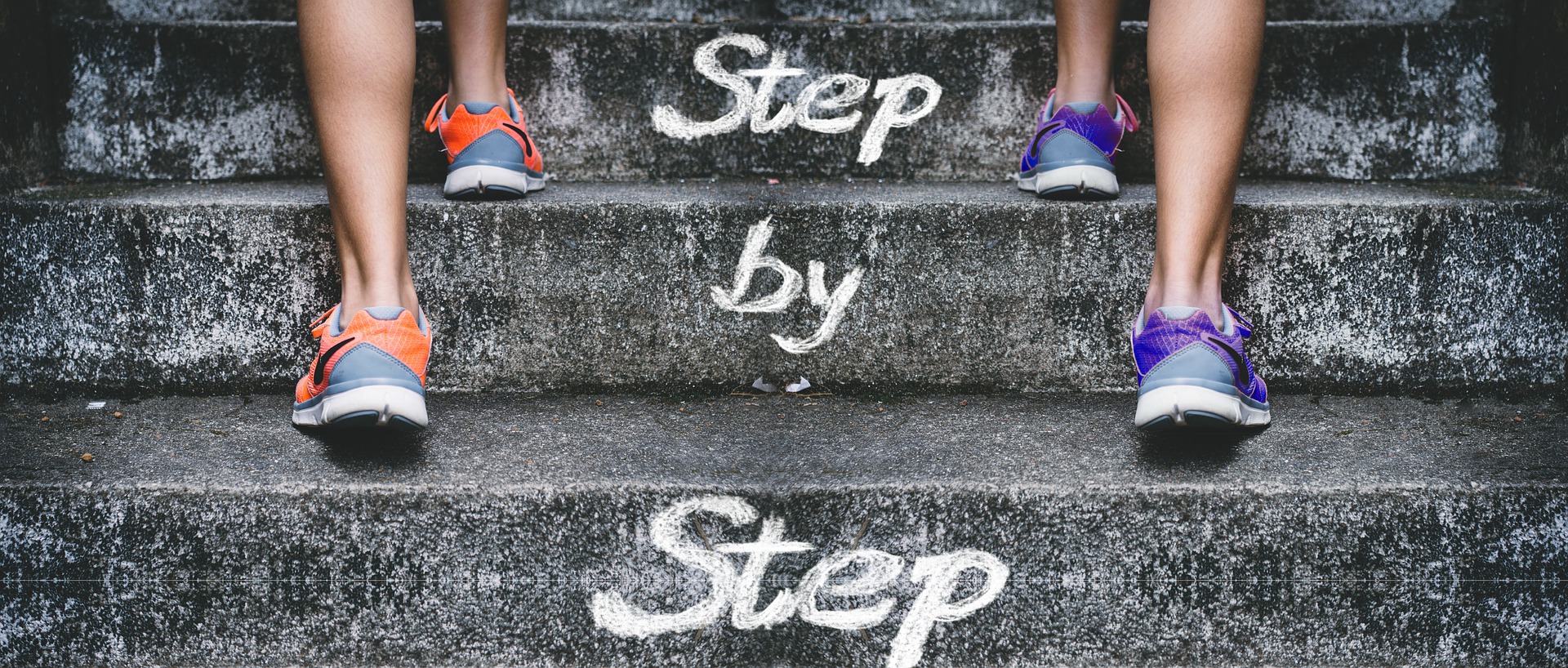 stairs-g22fe20404_1920